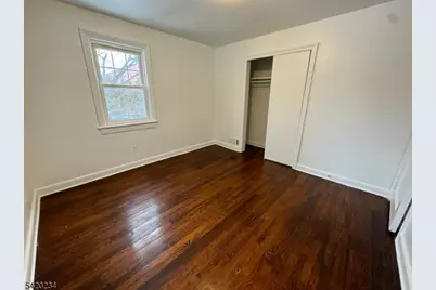8 Plymouth St, Fairfield, NJ 07004 - Photo 3