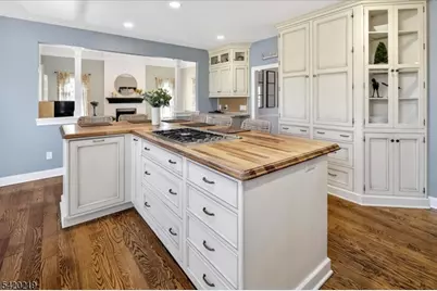 111 Red Oak Way, Montgomery Township, NJ 08502 - Photo 19