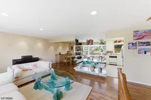 11 Pilgrim Way, Wayne, NJ 07470 - Photo 7