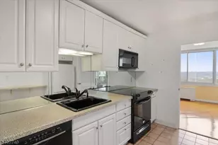 1 Claridge Dr, Verona, NJ 07044 - Photo 11