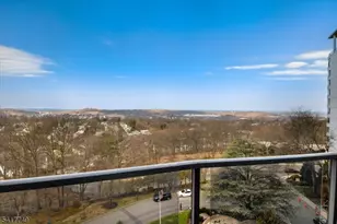 1 Claridge Dr, Verona, NJ 07044 - Photo 21