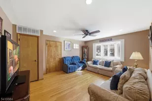 24 Maple Ave, Waldwick, NJ 07463 - Photo 19