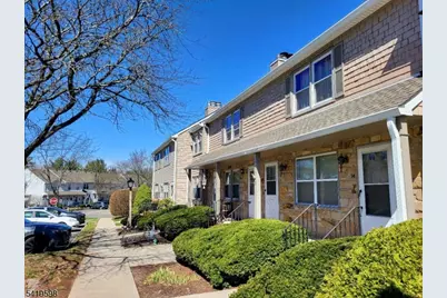 33 Hancock Ct, Raritan Township, NJ 08822 - Photo 13