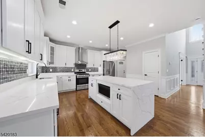 28 Glenwood Ave, Parsippany, NJ 07034 - Photo 7