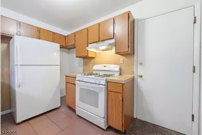 120 Carnegie Pl, Union Township, NJ 07088 - Photo 3