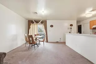 120 Carnegie Pl, Union Township, NJ 07088 - Photo 7