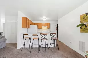 120 Carnegie Pl, Union Township, NJ 07088 - Photo 13