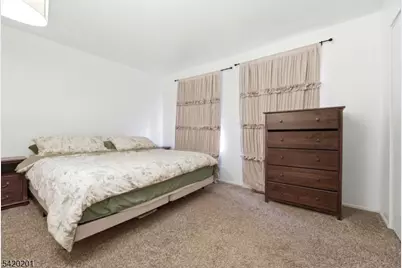 120 Carnegie Pl, Union Township, NJ 07088 - Photo 15