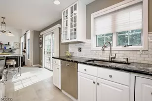 6 Schill Pl, Hillsdale, NJ 07642 - Photo 9