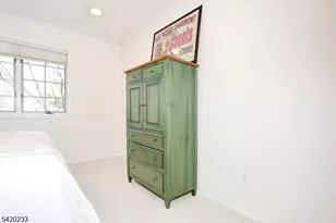 6 Schill Pl, Hillsdale, NJ 07642 - Photo 29