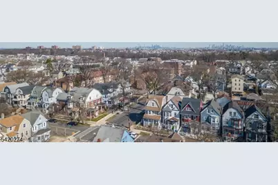 208 N 11th St, Newark, NJ 07107 - Photo 25