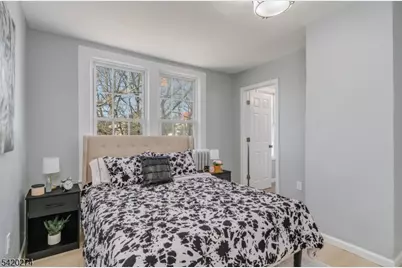 208 N 11th St, Newark, NJ 07107 - Photo 13