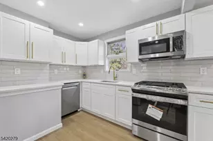 18 South Rd, Wayne, NJ 07470 - Photo 29