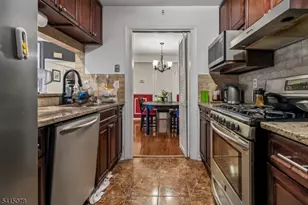 418 Stratford Pl, Bridgewater, NJ 08805 - Photo 7