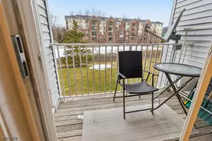 418 Stratford Pl, Bridgewater, NJ 08805 - Photo 17