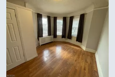 43 Mapes Ave #1R, Newark, NJ 07112 - Photo 5