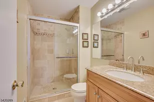 100 Goodwin Dr, North Brunswick Township, NJ 08902 - Photo 15