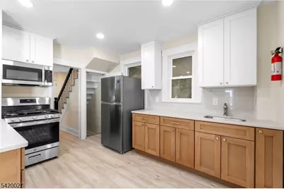 125 Brookside Ave, Irvington, NJ 07111 - Photo 15