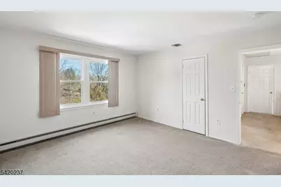 1106 Van Arsdale Dr, Branchburg Township, NJ 08853 - Photo 19