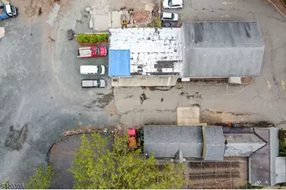 1 Pierson Rd, Maplewood, NJ 07040 - Photo 9