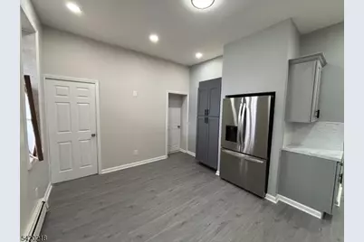 127 Fulton St, Elizabeth, NJ 07206 - Photo 3