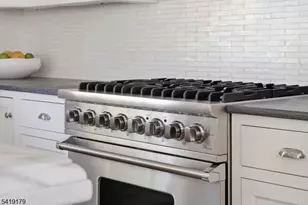 54 Berta Pl, Bernards Township, NJ 07920 - Photo 27