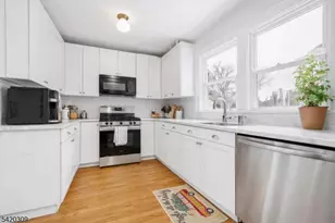 6 Franklin Ave, Montclair, NJ 07042 - Photo 3