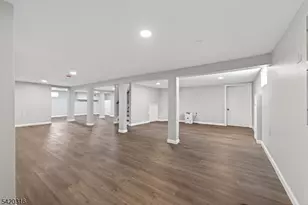 237 Jacksonville Dr, Parsippany, NJ 07054 - Photo 43