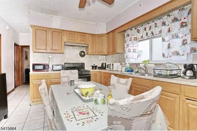 941 E 25th St, Paterson, NJ 07513 - Photo 15