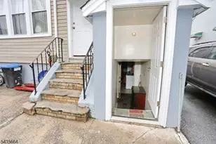941 E 25th St, Paterson, NJ 07513 - Photo 35