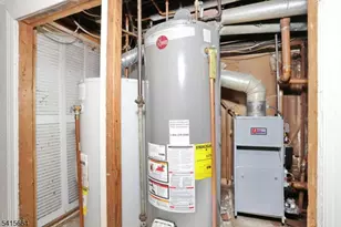 941 E 25th St, Paterson, NJ 07513 - Photo 49