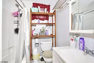 941 E 25th St, Paterson, NJ 07513 - Photo 25