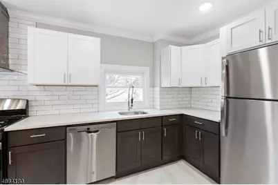 119 Roosevelt Ave Apt #B, Cranford Township, NJ 07016 - Photo 3