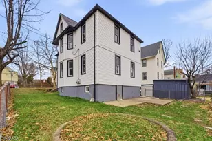 21 Overpeck Ave, Ridgefield, NJ 07660 - Photo 3