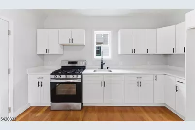 21 Overpeck Ave, Ridgefield, NJ 07660 - Photo 11