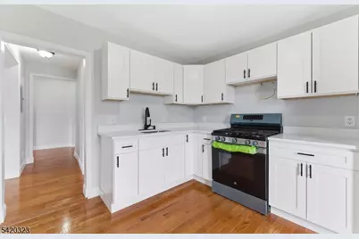 21 Overpeck Ave, Ridgefield, NJ 07660 - Photo 27