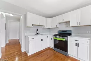 21 Overpeck Ave, Ridgefield, NJ 07660 - Photo 27