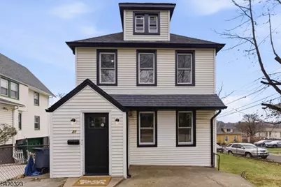 21 Overpeck Ave, Ridgefield, NJ 07660 - Photo 1