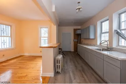 155 Augusta St, Irvington, NJ 07111 - Photo 11