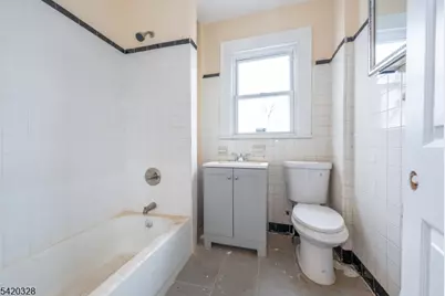 155 Augusta St, Irvington, NJ 07111 - Photo 19