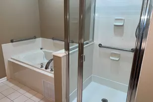 2206 Ambassador Ct, Franklin Township, NJ 08873 - Photo 13