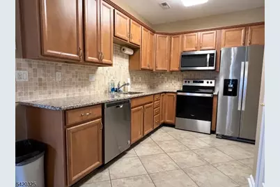 2206 Ambassador Ct, Franklin Township, NJ 08873 - Photo 7