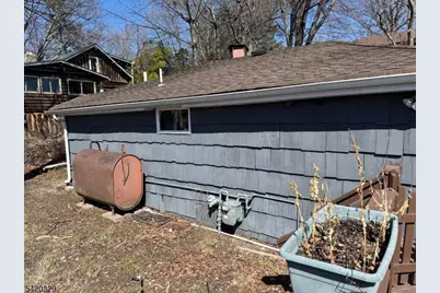 9 Mac Donald Rd, West Milford, NJ 07421 - Photo 17