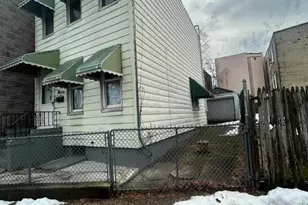 22 Woodland Ave, Jersey City, NJ 07305 - Photo 3