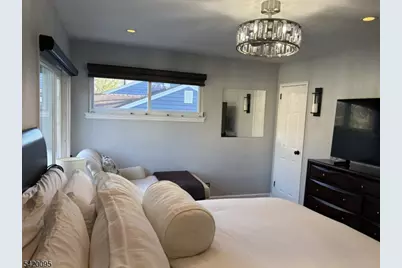 229 Saint Cloud Ave, West Orange Township, NJ 07052 - Photo 9