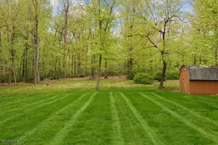 18 Skyline Dr, Warren Township, NJ 07059 - Photo 29