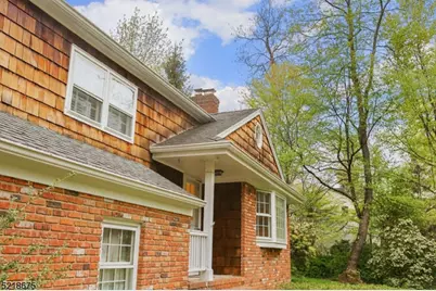 18 Skyline Dr, Warren Township, NJ 07059 - Photo 3