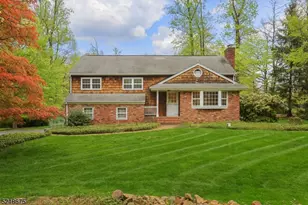 18 Skyline Dr, Warren Township, NJ 07059 - Photo 31