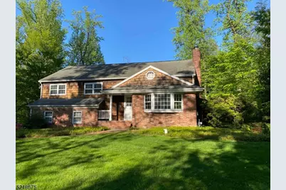 18 Skyline Dr, Warren Township, NJ 07059 - Photo 1