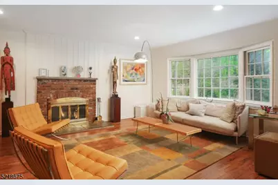 18 Skyline Dr, Warren Township, NJ 07059 - Photo 9